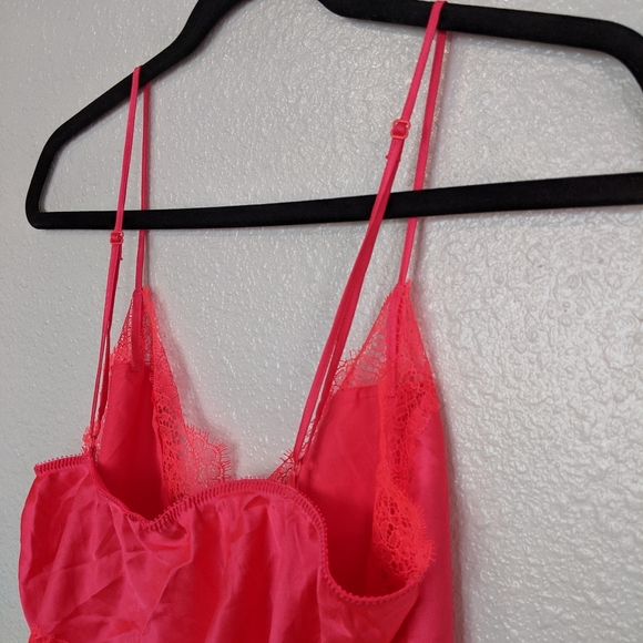 Victoria's Secret Bight Pink Lace Crop Lingerie - Picture 10 of 16